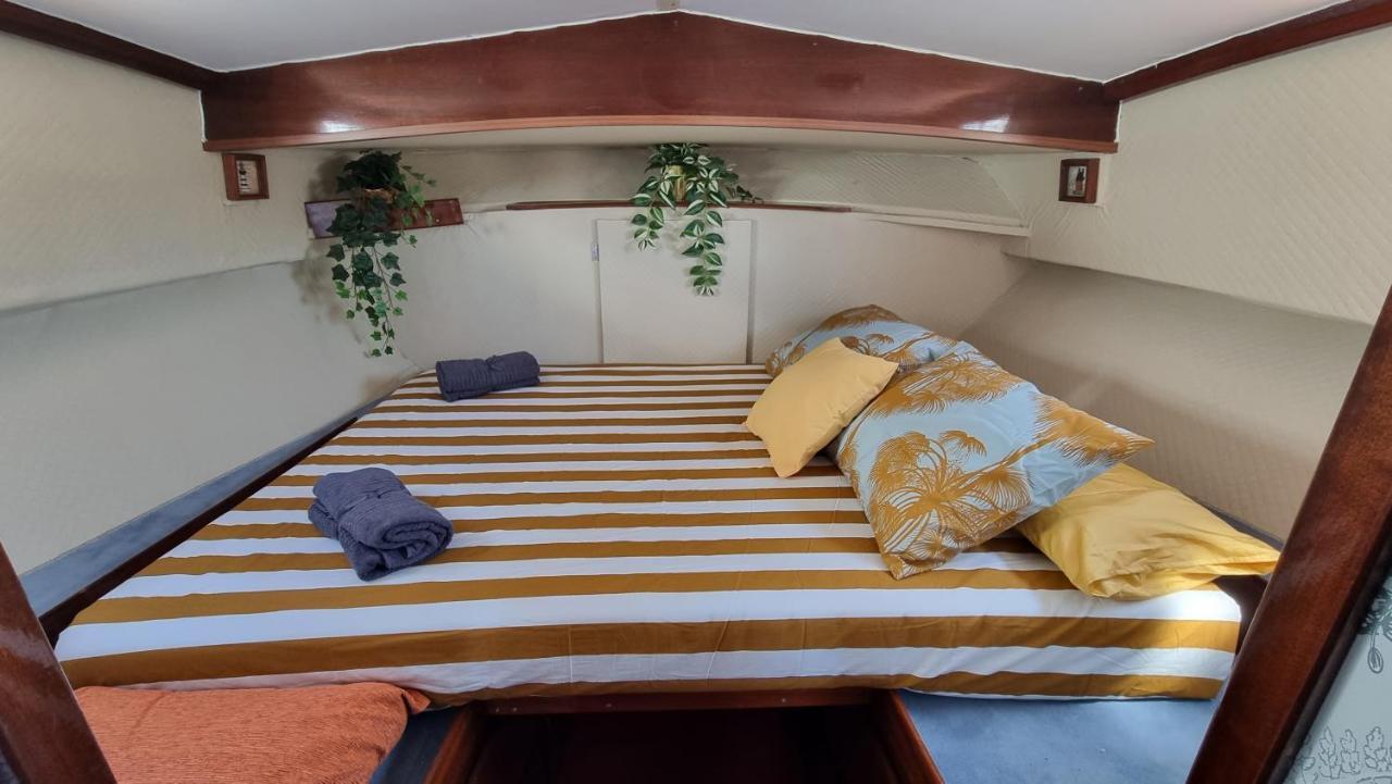 Hotel Charming Boat House In Barcelona With Big Terrace And Solarium à Sant Adrià de Besòs Extérieur photo