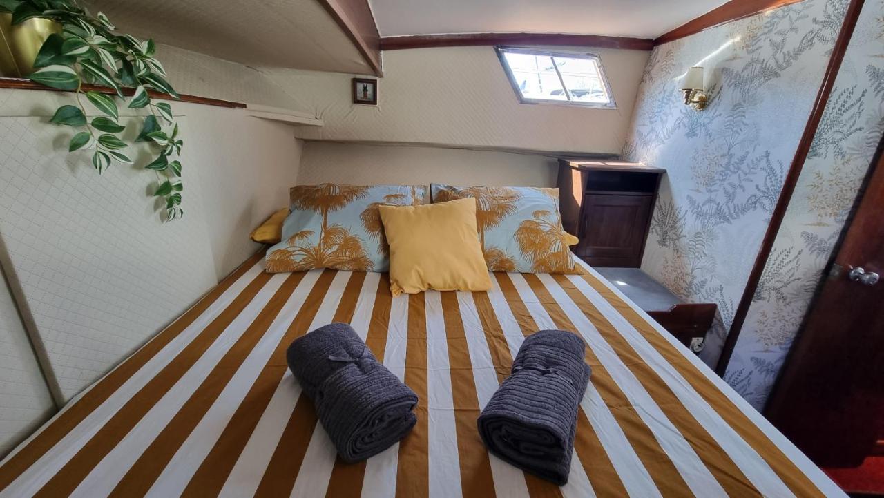 Hotel Charming Boat House In Barcelona With Big Terrace And Solarium à Sant Adrià de Besòs Extérieur photo