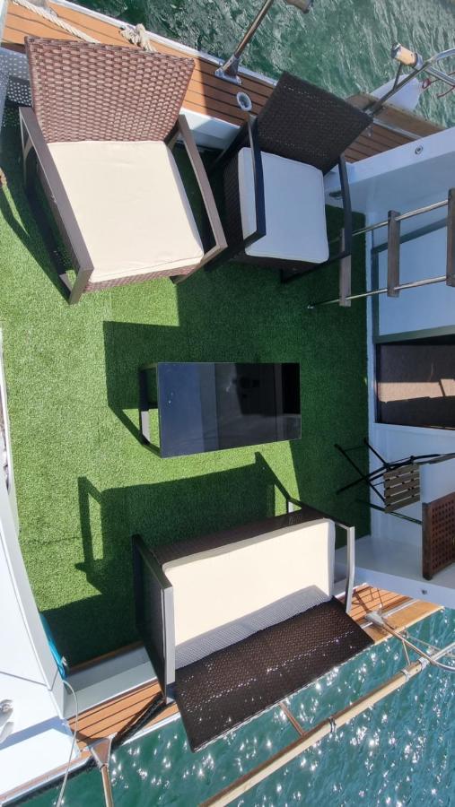 Hotel Charming Boat House In Barcelona With Big Terrace And Solarium à Sant Adrià de Besòs Extérieur photo