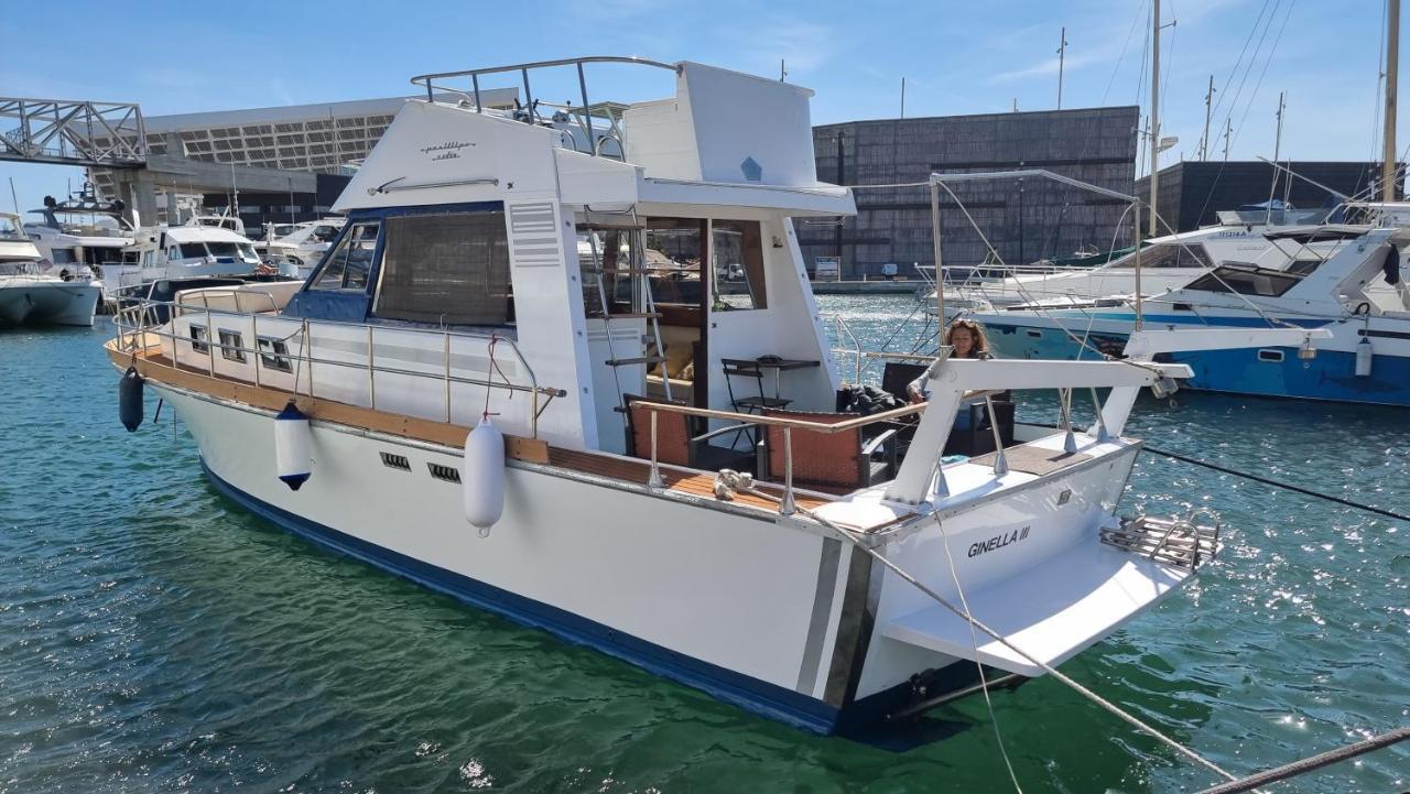 Hotel Charming Boat House In Barcelona With Big Terrace And Solarium à Sant Adrià de Besòs Extérieur photo